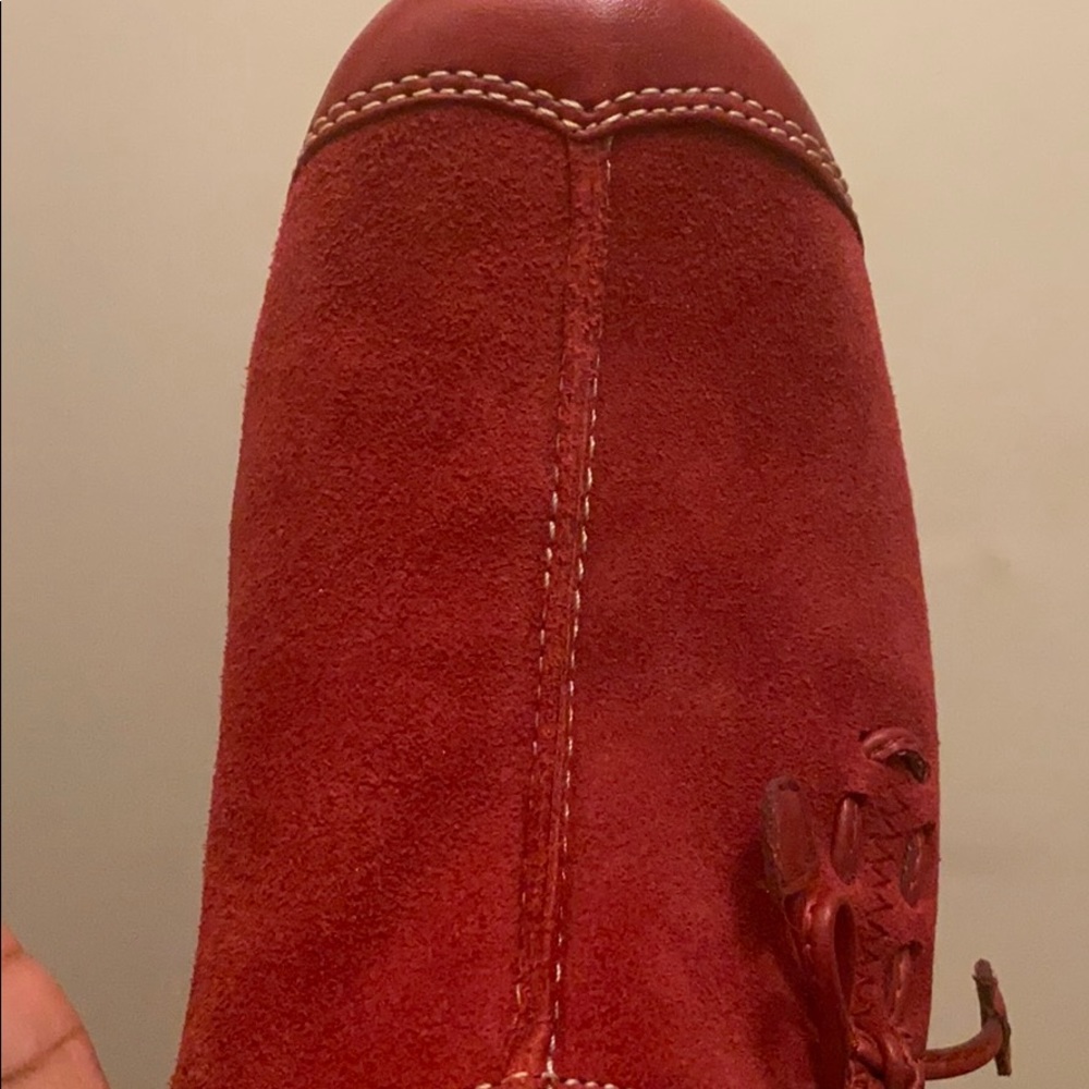 Shoes - Picture 2 of 3
